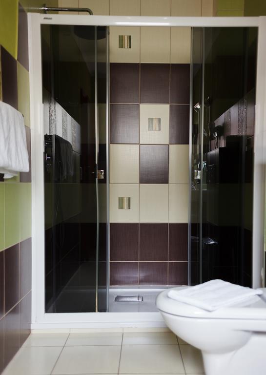 פלאנסבורג Dittmers Hotel מראה חיצוני תמונה